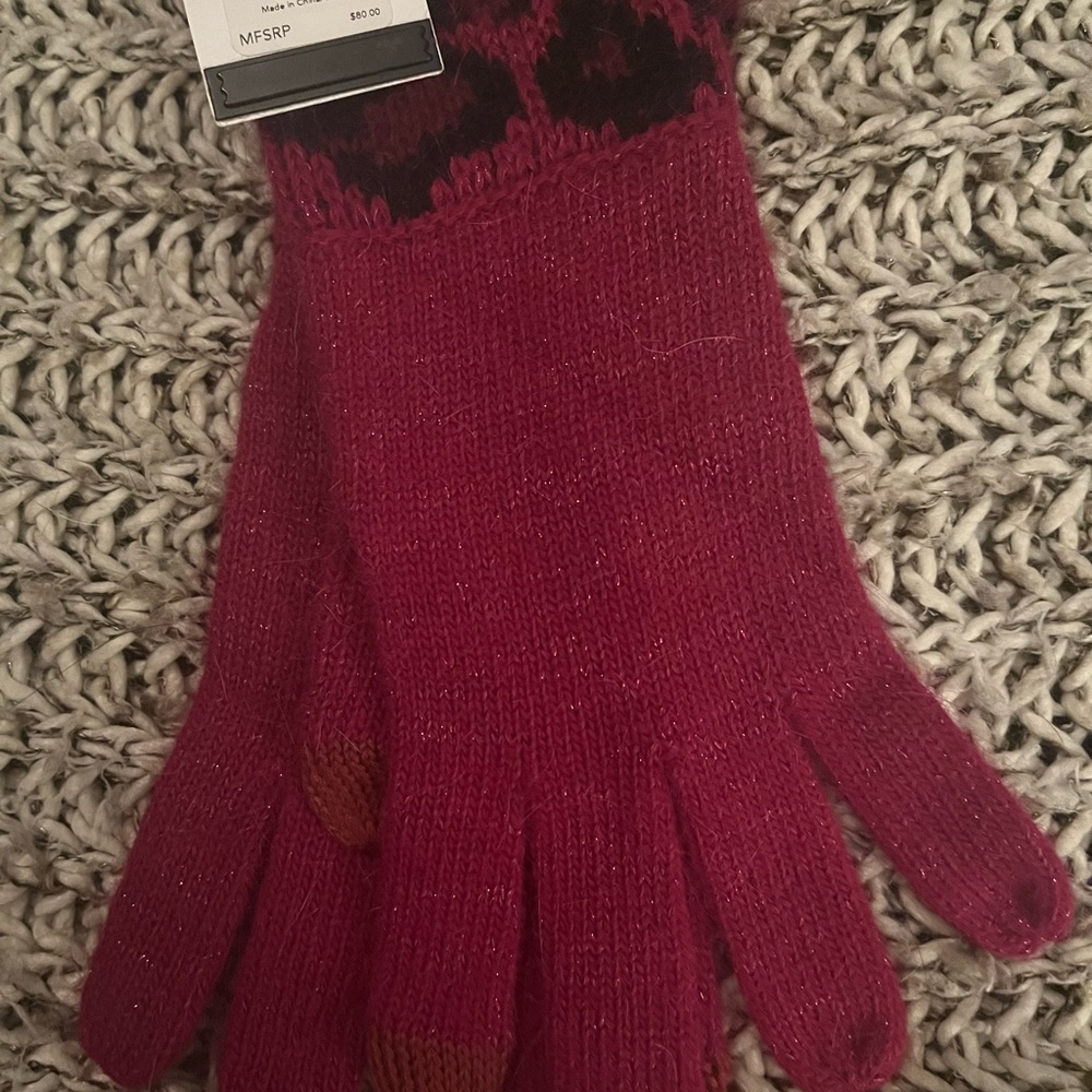 Coach gloves - Picture 3 of 3